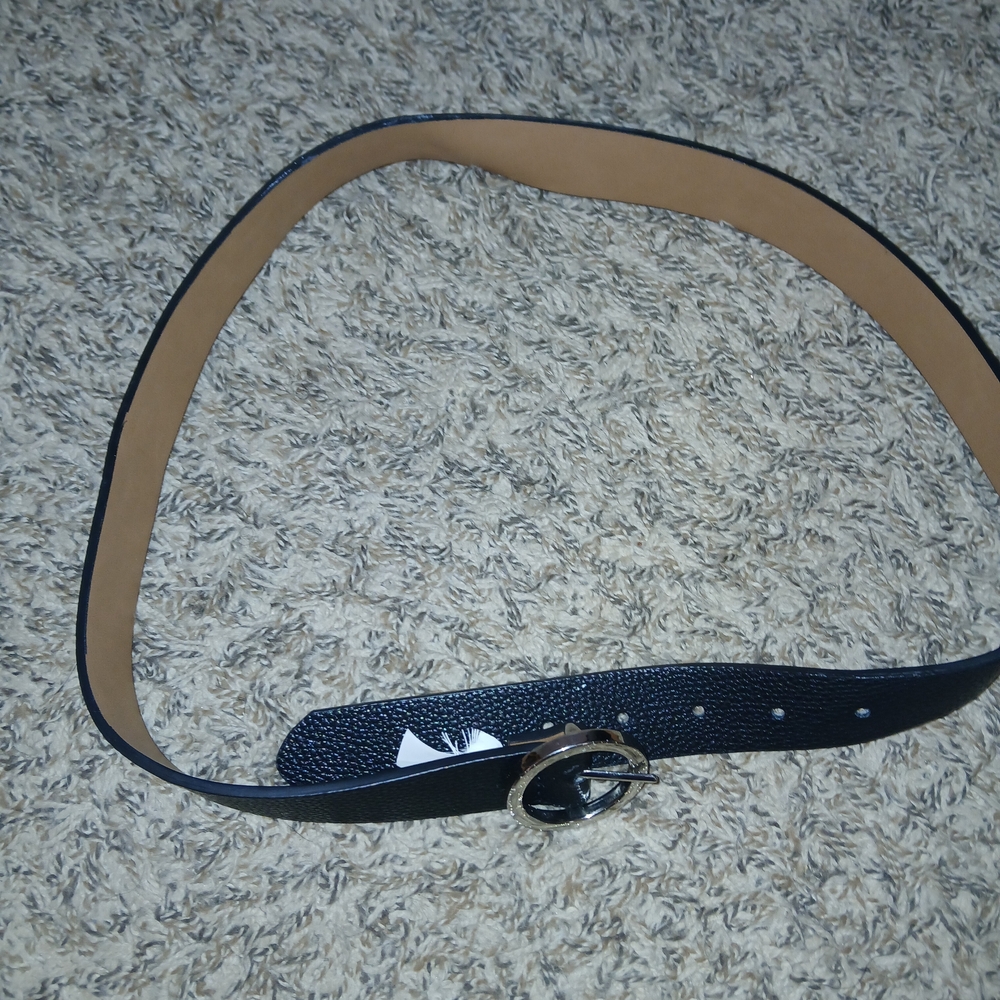 Elegant Black Leather Belt